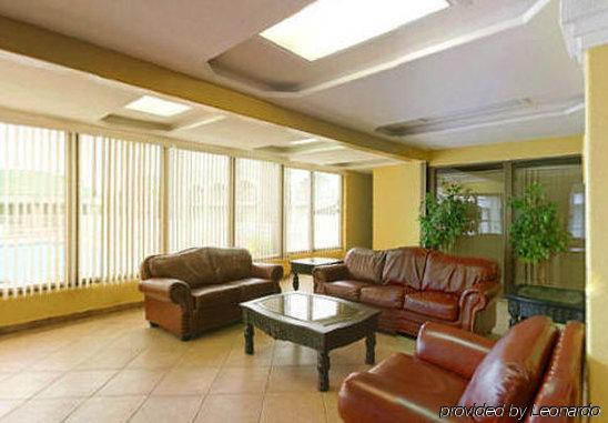 Econo Lodge Del Rio Kültér fotó